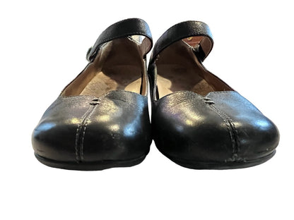 10 (41) Taos Samba Black Split Toe Mary Jane Comfort Shoes