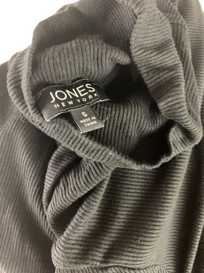 Small Jones New York Women's Black Ribbed Lightweight Turtleneck