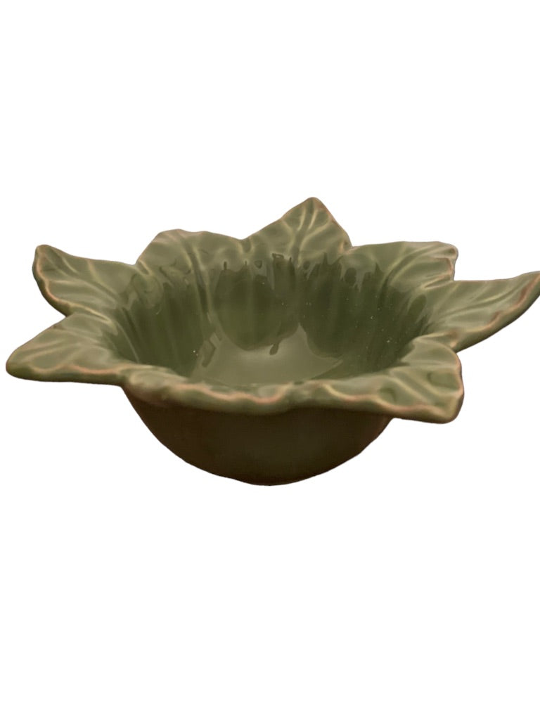 Green Floral Shaped Dish Ceramic Pottery 7.5"d x 3"h