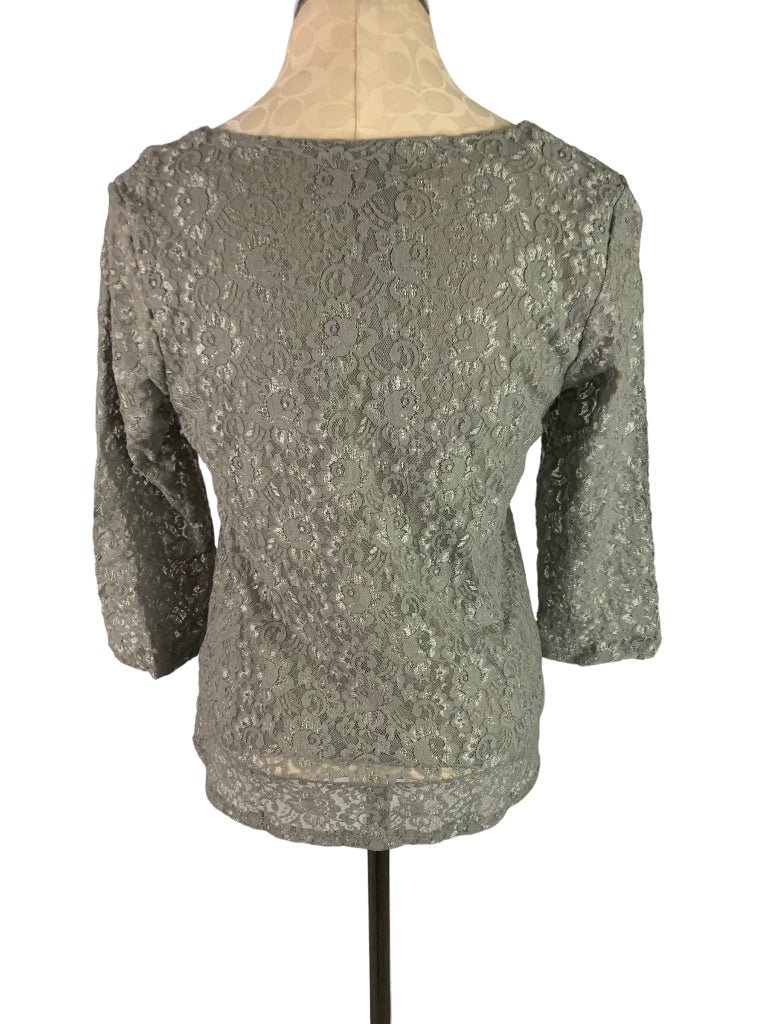 Small Motto Women's Gray Lace V-Neck Lined Pullover Top New