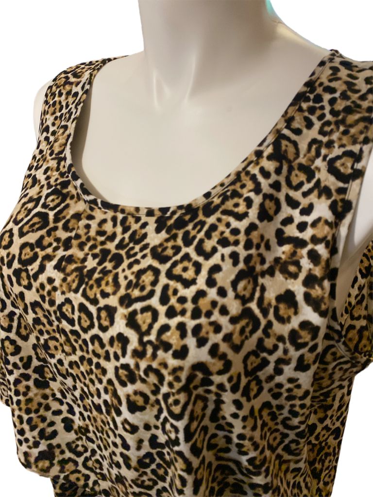 XL (3) Chico's Leopard Print Sleeveless Blouse Tank