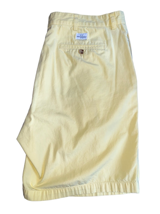 40 Vineyard Vines Yellow Club Short Cotton Shorts Flat front