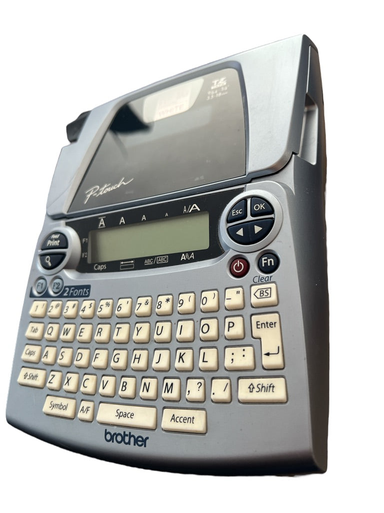 Brother P-Touch Label Maker Changebale Color PT 1880