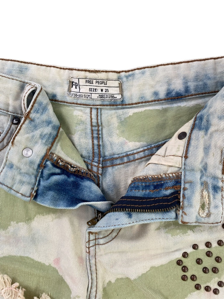 25 Free People Paint Spot Studded Cut-Off Jean Shorts Distressed