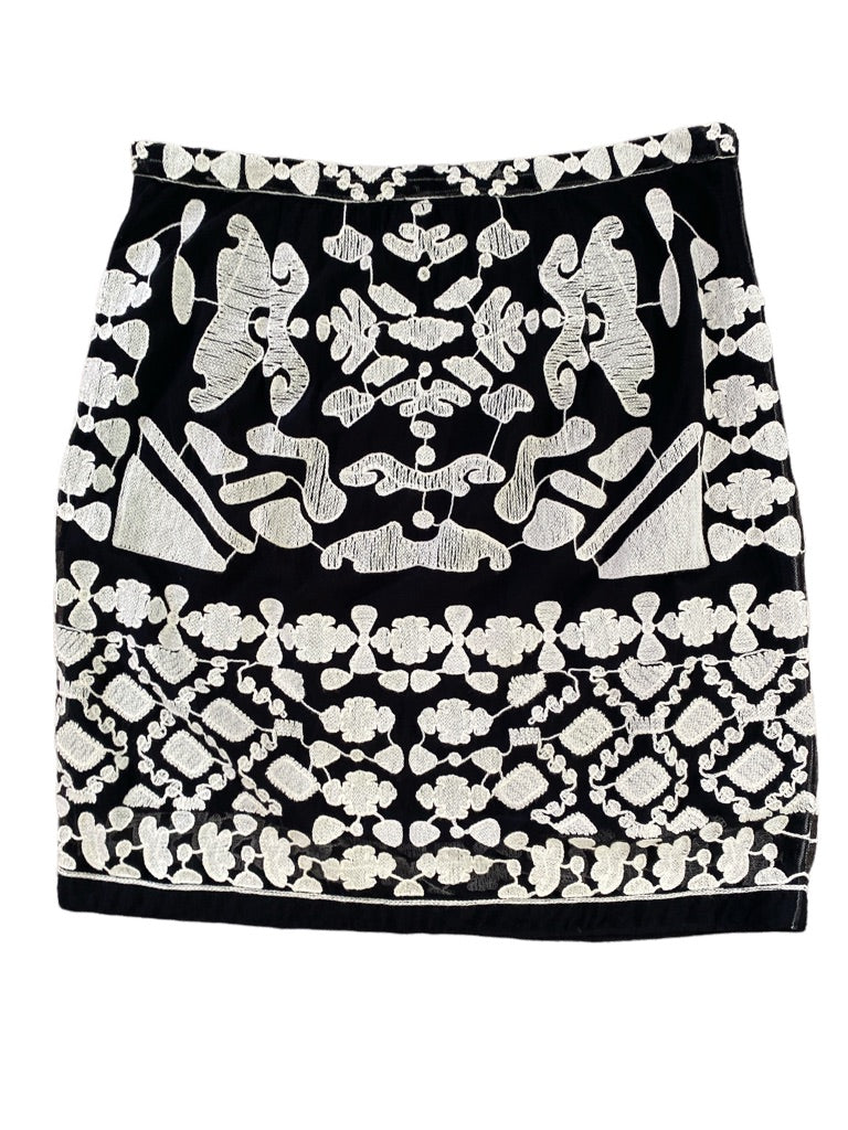 Small Greylin Black and White Lined Side Zip Skirt