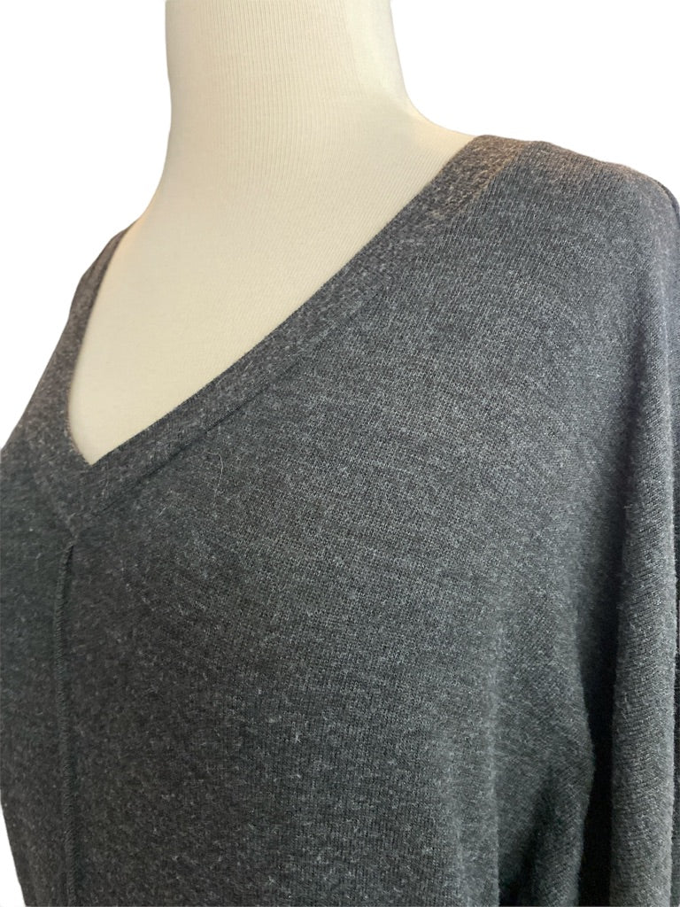 Medium Poof Lightweight Charcoal V-Neck Sweater