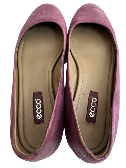 8/8.5 (39) Ecco Plum Purple Suede Flats